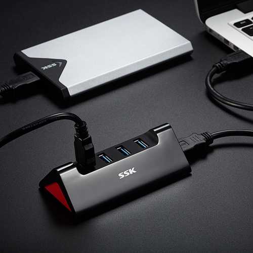 SSK SHU835 USB 3.0 to 4-Port USB 3.0 Hub with Micro USB Power Port